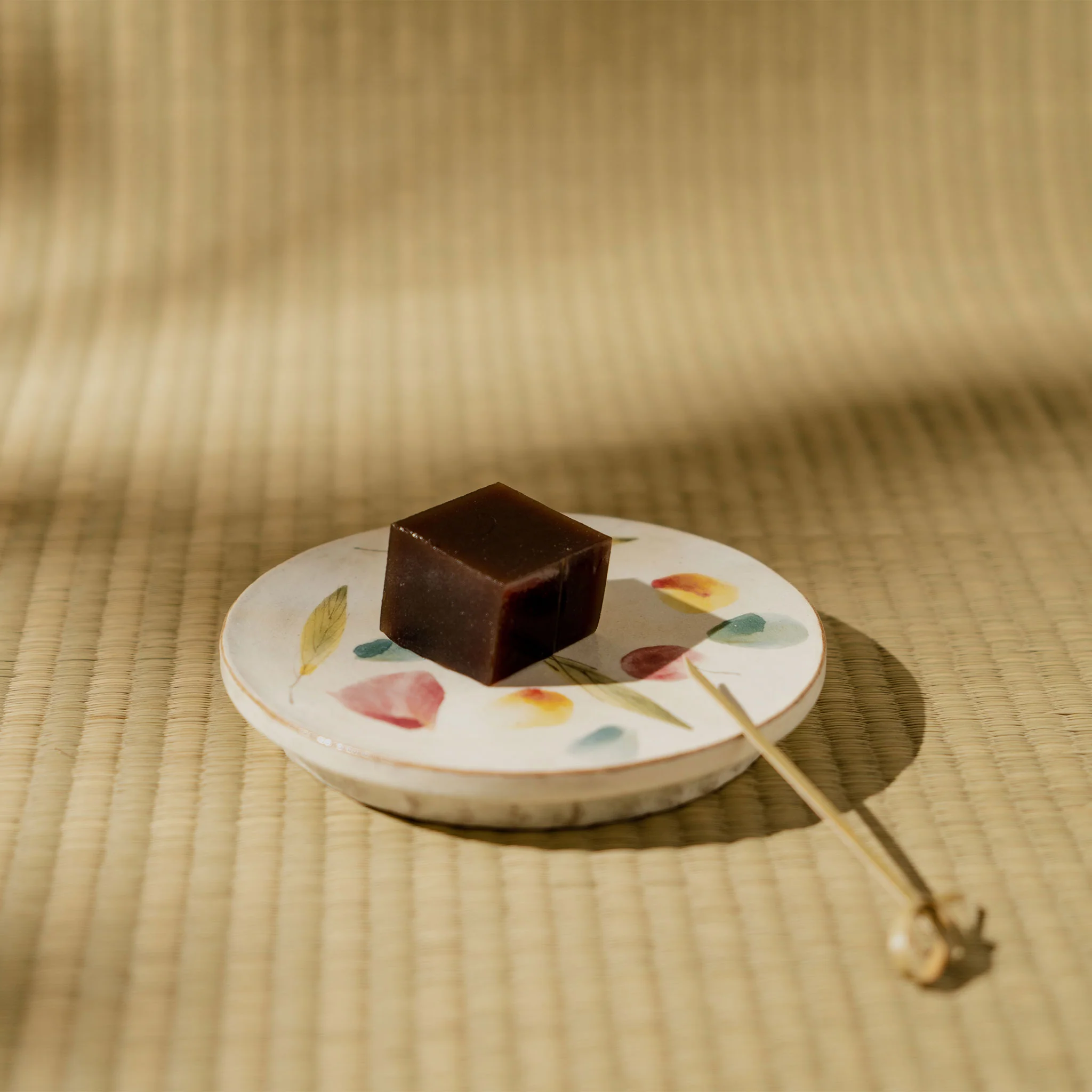 4.75" Plant Painting Round Plate - Image 3