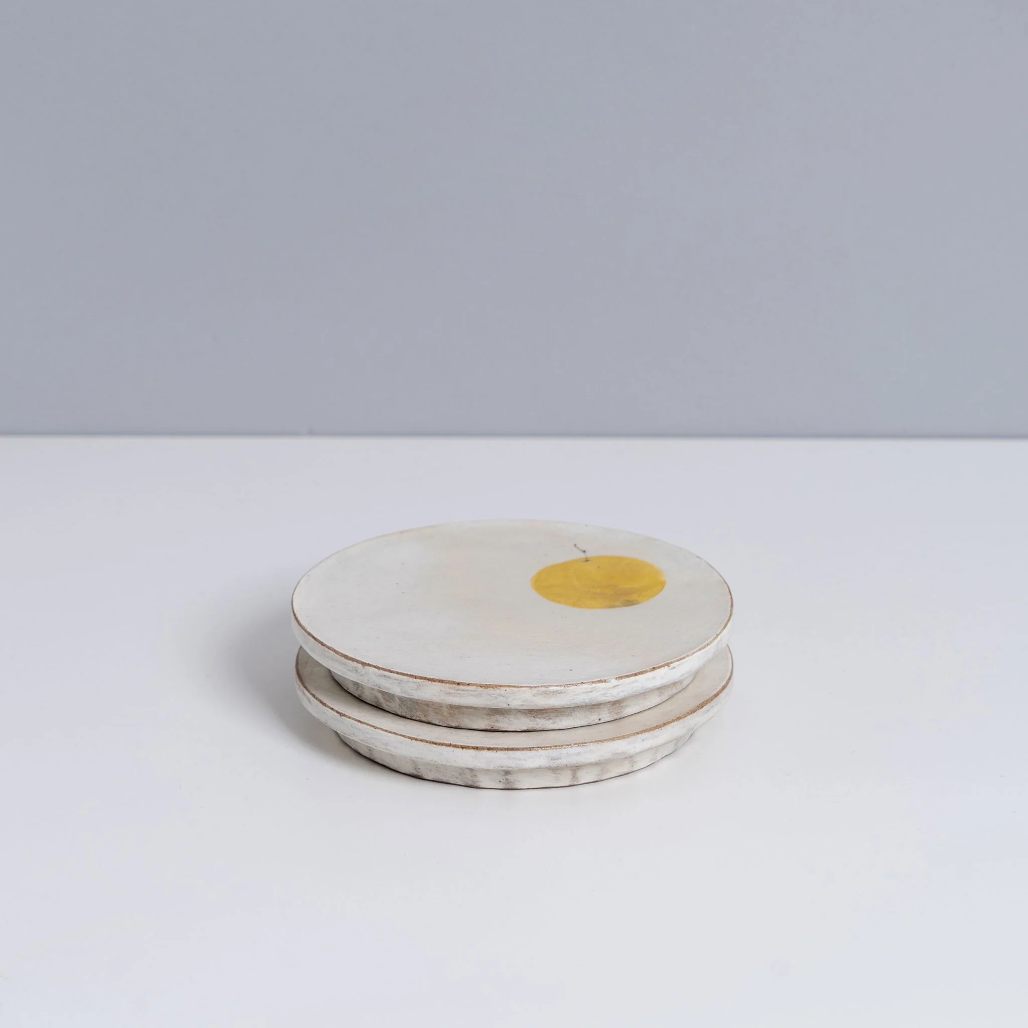 4.75" Yellow Apple Round Plate - Image 3