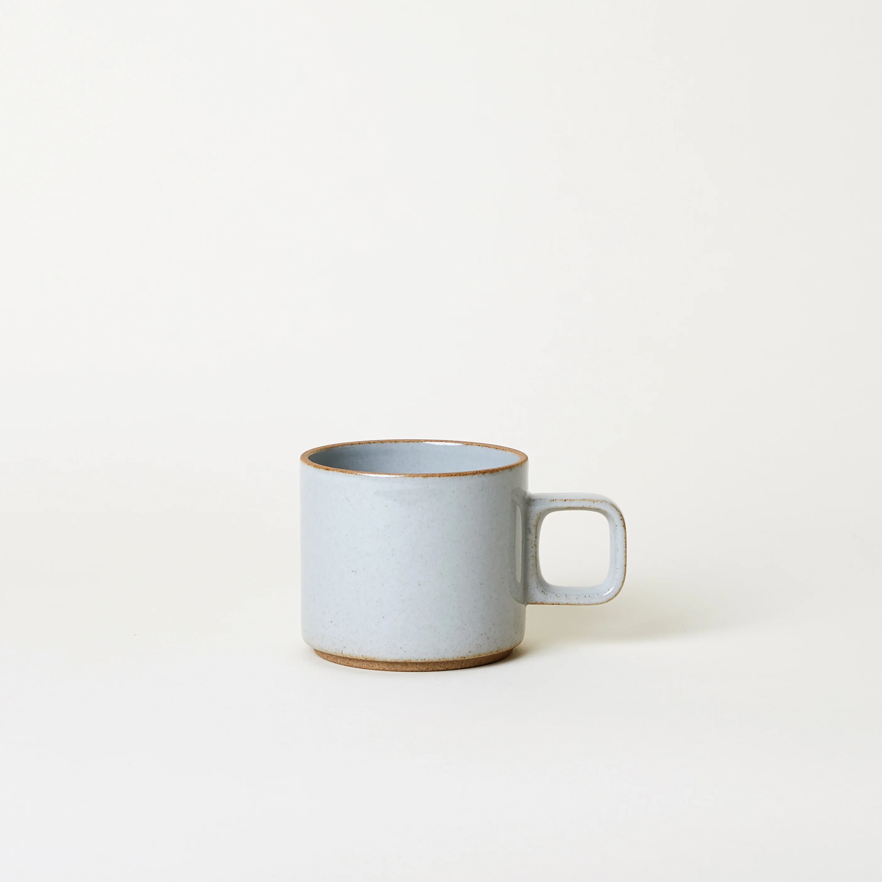 11 oz Hasami Porcelain Mug in Gloss Gray - Image 3