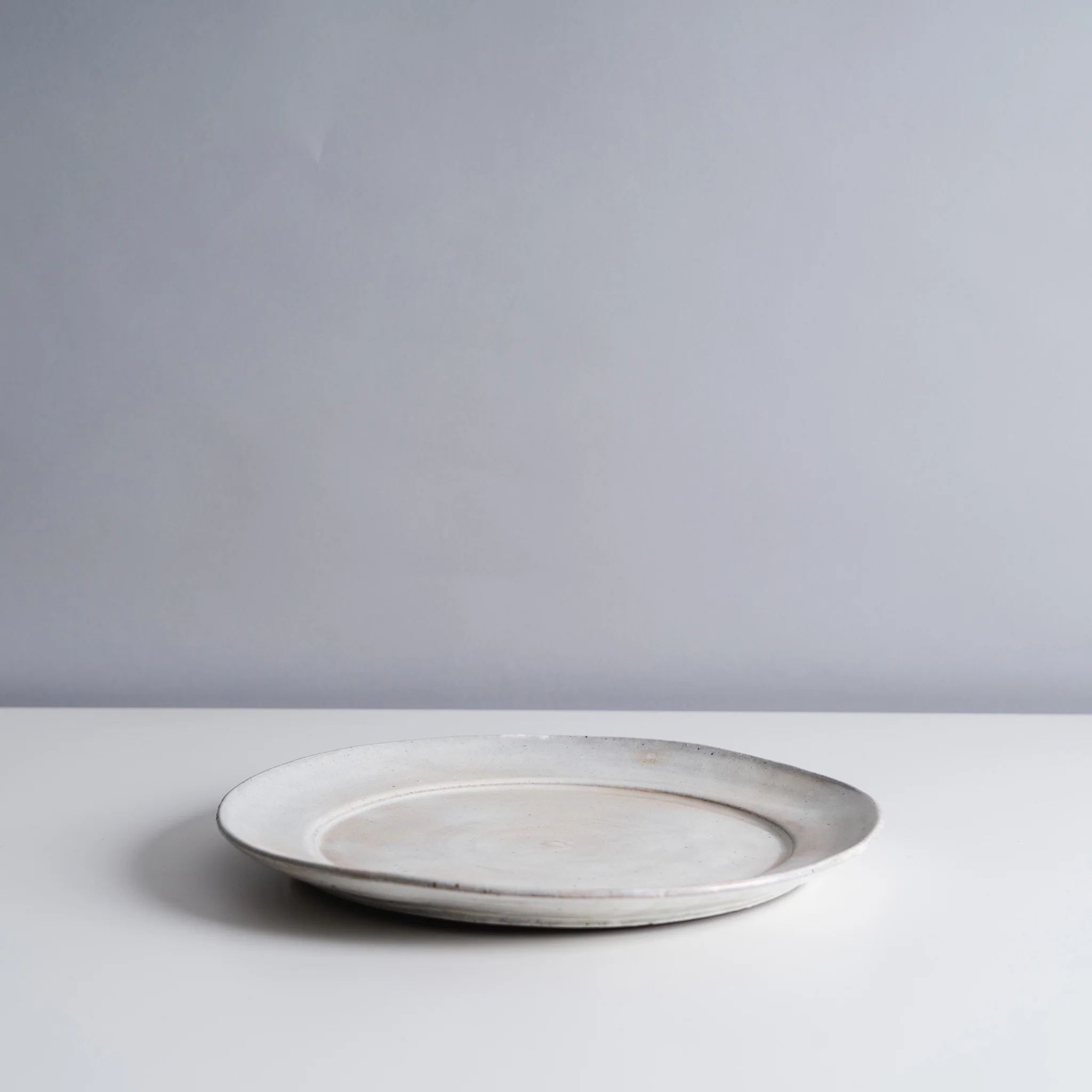9.5" White Slip Covered Plate - Image 3