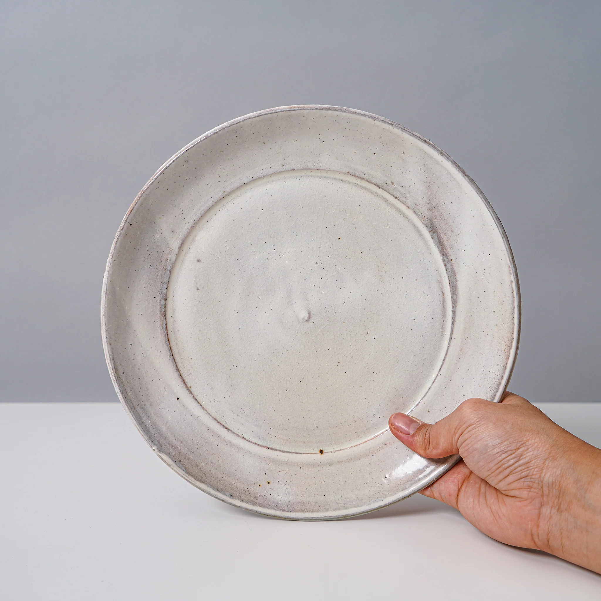 9.5" White Slip Covered Plate - Image 4