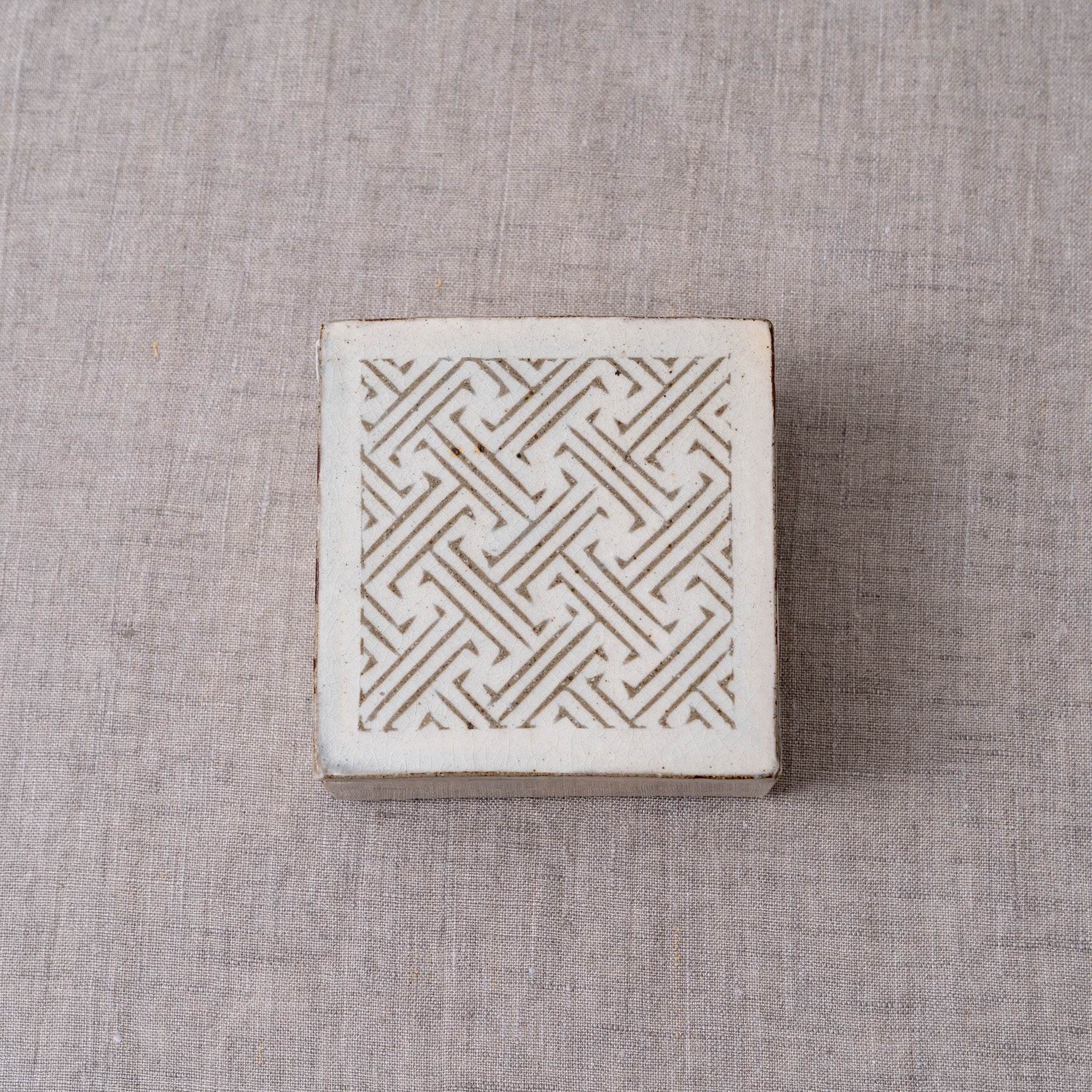 Square Box with Patterned Lid - Image 3
