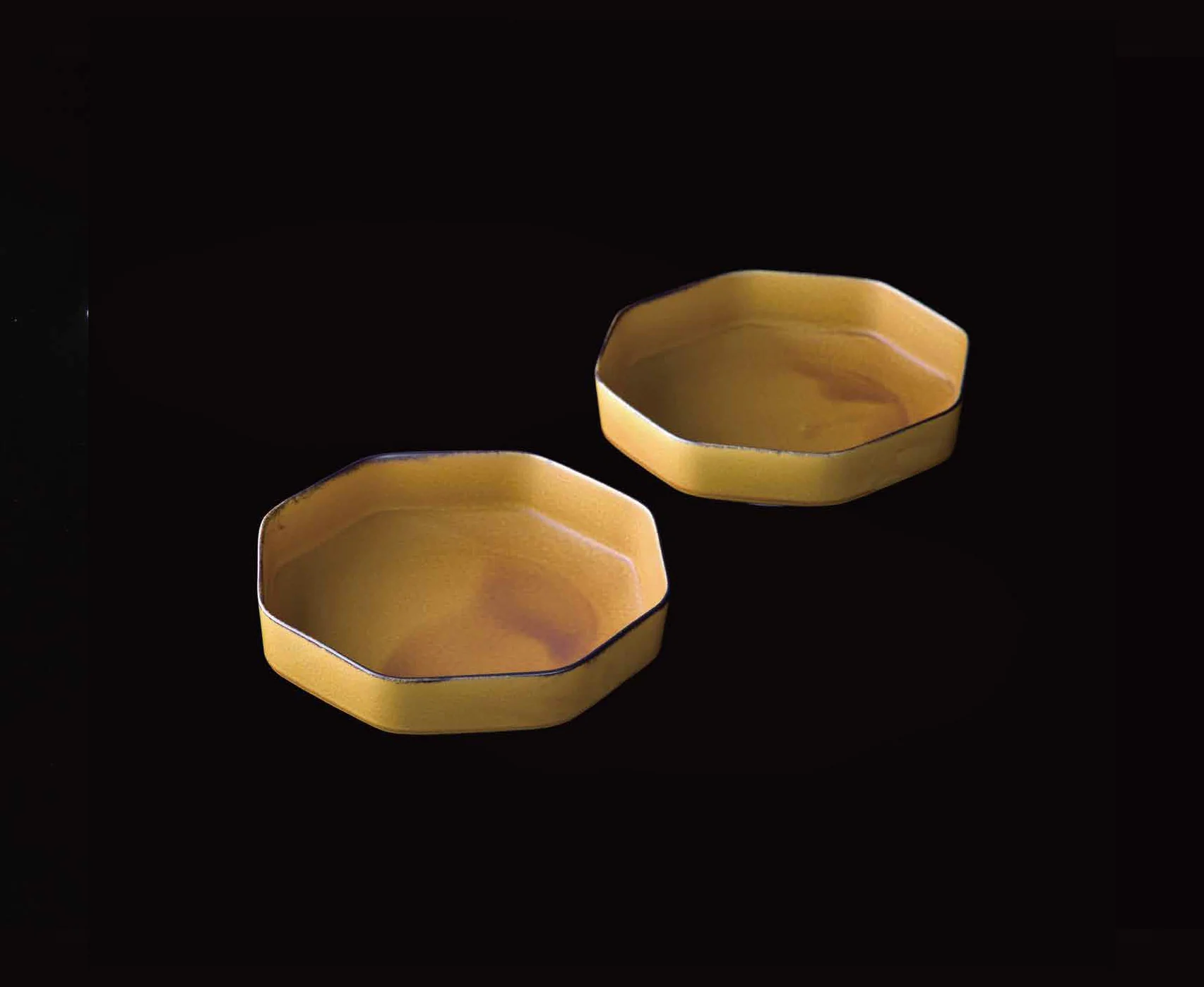 Octagon Smoky Mustard Deep Plate - Image 4
