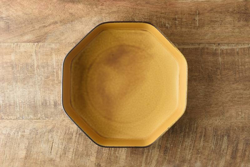 Octagon Smoky Mustard Deep Plate - Image 5